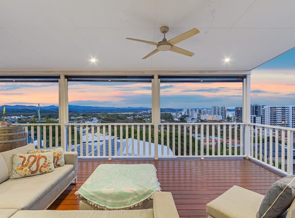 16 Tweed Street, Coolangatta, Qld 4225