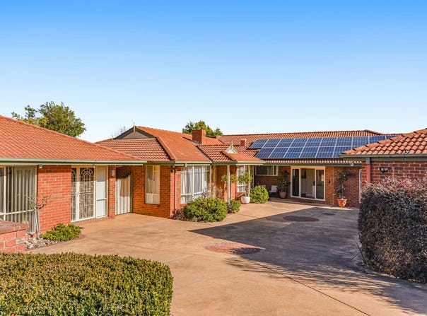 4 Grenville Court, Berwick, Vic 3806