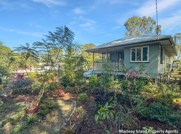 15 Heron Street, Macleay Island, Qld 4184