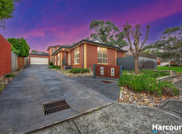 1/10 Scarborough Road, Vermont South, Vic 3133