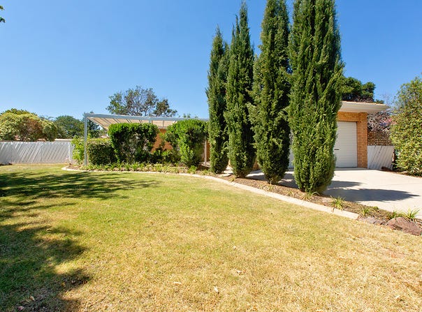 50  Fingleton Crescent, Gordon, ACT 2906