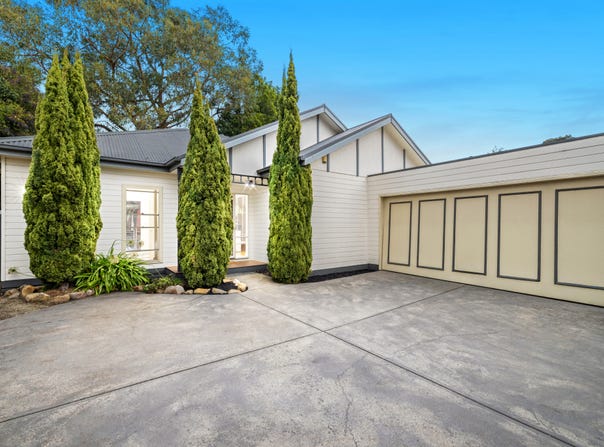 2/5 Essex Court, Bayswater, Vic 3153