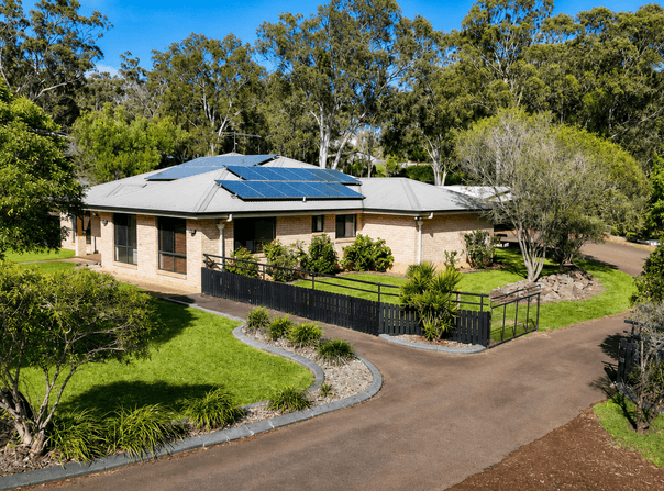 11 Woolmer Road, Highfields, Qld 4352