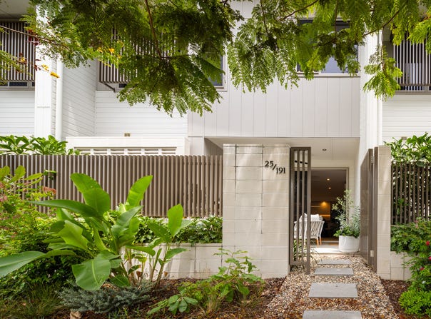 25/191 Quay Circuit, Newport, Qld 4020