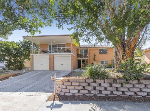 38 Tandanya Street, Mansfield, Qld 4122