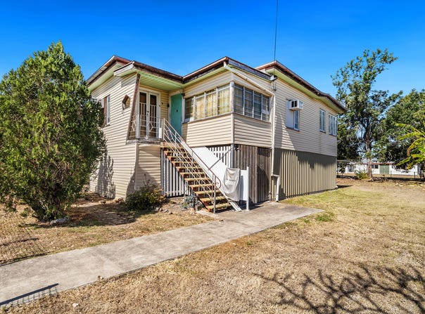 10 Thackeray Street, Park Avenue, Qld 4701
