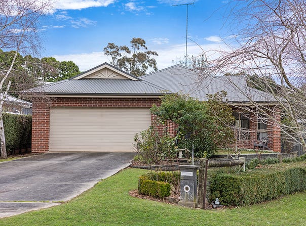 19 Windsor Drive, Hamilton, Vic 3300
