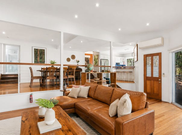 27 Bronhill Street, Currumbin Waters, Qld 4223