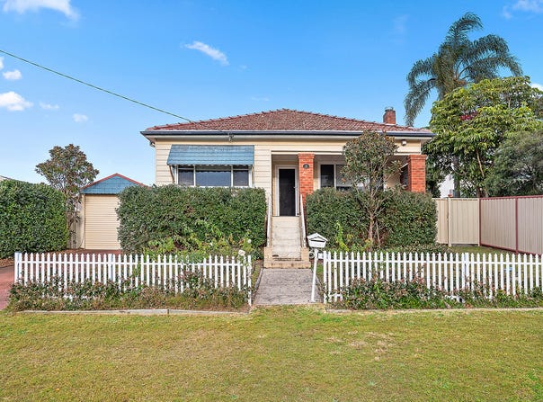 2 Roberts Street, Charlestown, NSW 2290