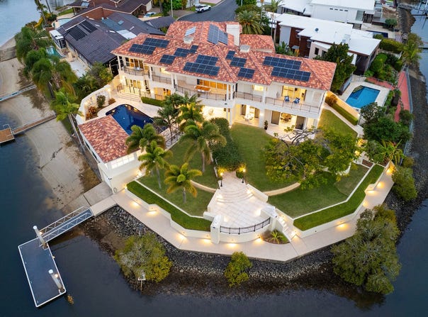 60 Sophie Avenue, Broadbeach Waters, Qld 4218