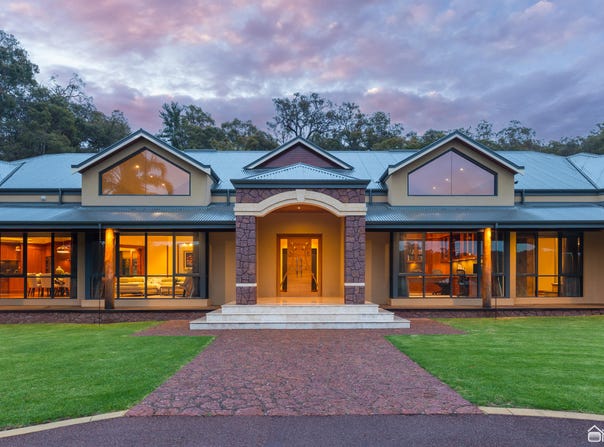319 Carradine Road, Bedfordale, WA 6112