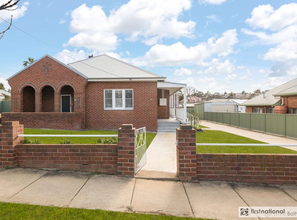 299 Stewart Street, Bathurst, NSW 2795