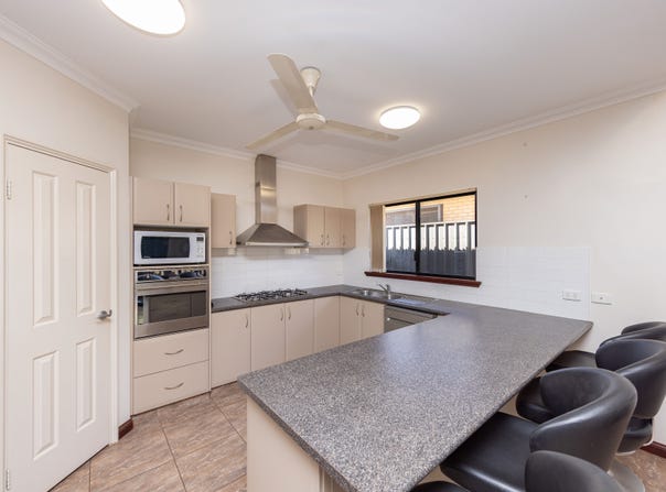 5 Brolga Meander, Nickol, WA 6714