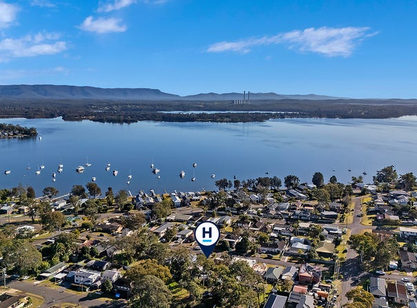 52 Wood Street, Bonnells Bay, NSW 2264