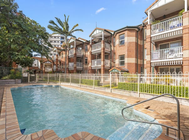16/53 Bauer Street, Southport, Qld 4215