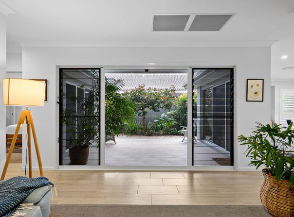 23 Caleana Close, Banksia Beach, Qld 4507