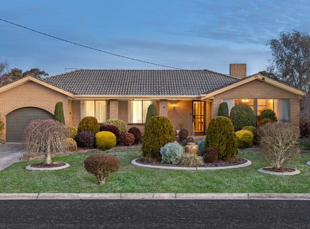 15 Parkwood Street, Alfredton, Vic 3350