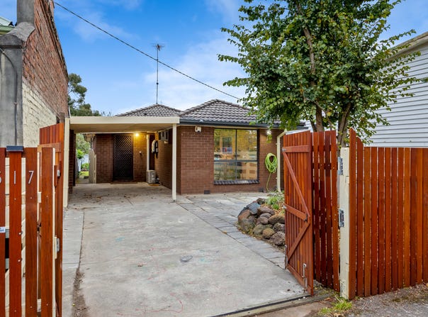 317 Armstrong Street North, Soldiers Hill, Vic 3350