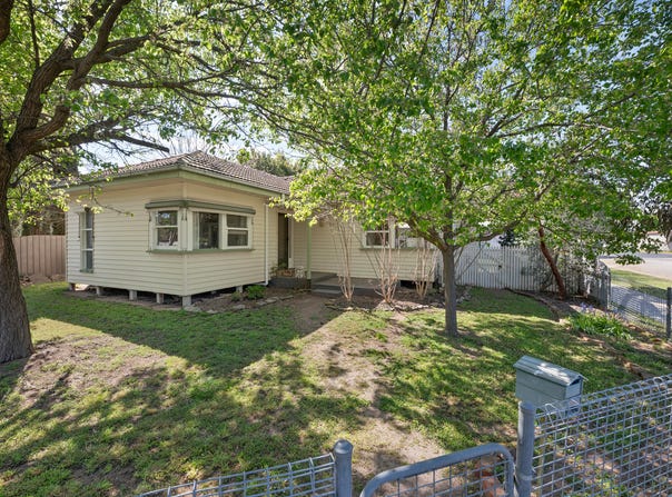 77 Clarke Street, Benalla, Vic 3672