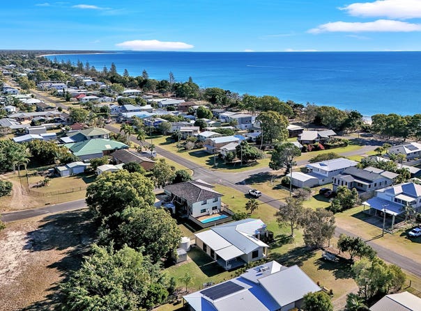 69 Mackerel Street, Woodgate, Qld 4660