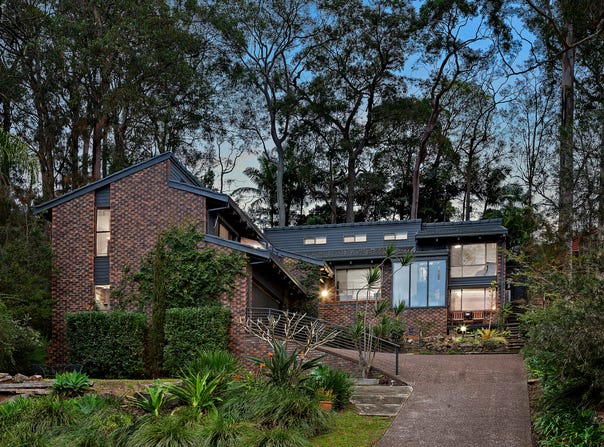 12 Leasingham Close, Eleebana, NSW 2282