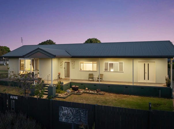 5 Walker Street, Harristown, Qld 4350