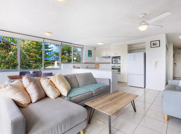 4/3508 Main Beach Parade, Main Beach, Qld 4217
