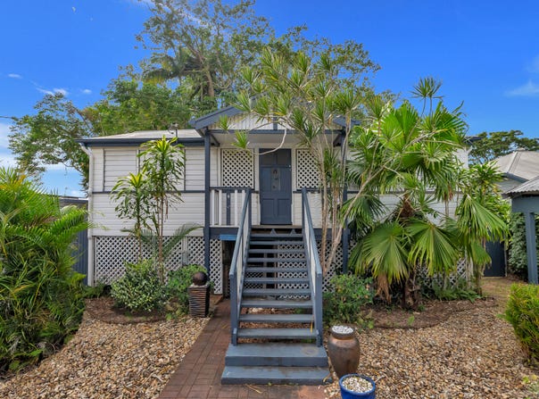 12 Bunting Street, Bungalow, Qld 4870