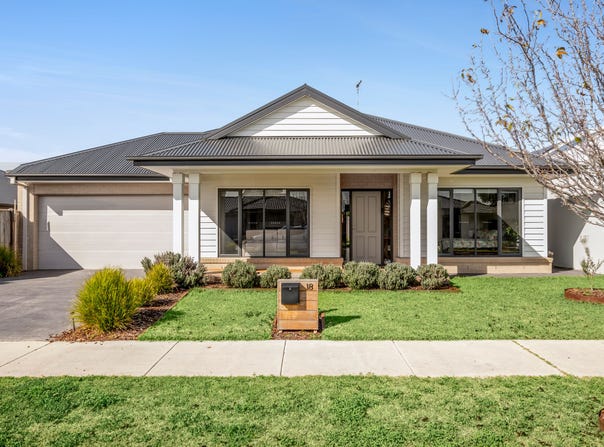 18 Mcarthur Crescent, Armstrong Creek, Vic 3217