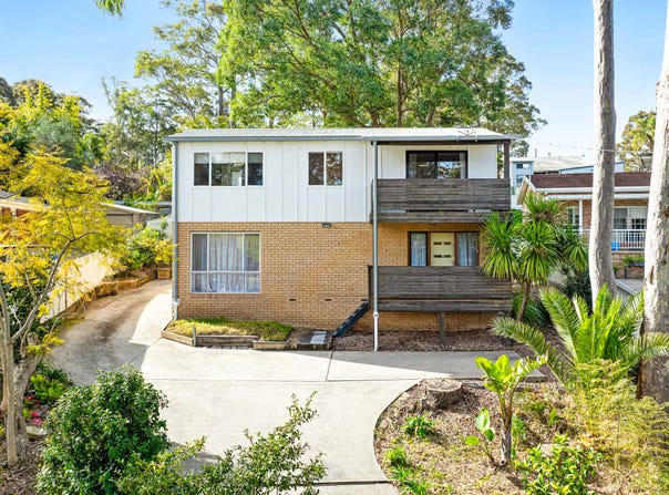 21 Pleasurelea Drive, Sunshine Bay, NSW 2536