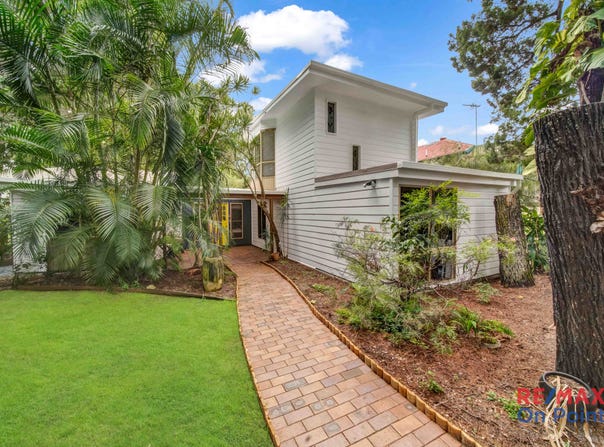 18 Shirley Street, Coochiemudlo Island, Qld 4184