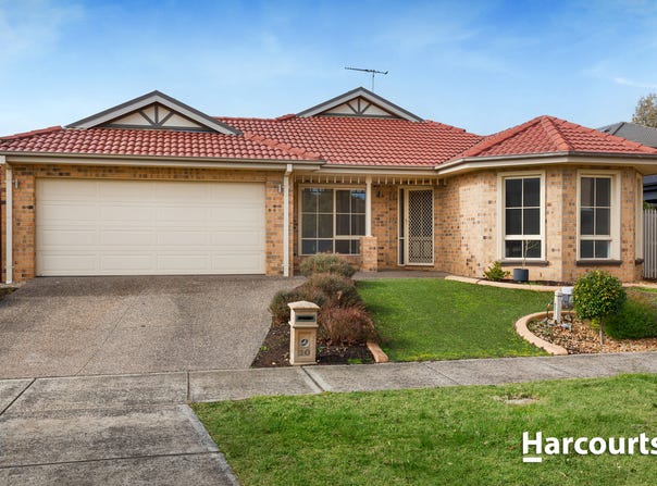 10 Lakeside Drive, Berwick, Vic 3806