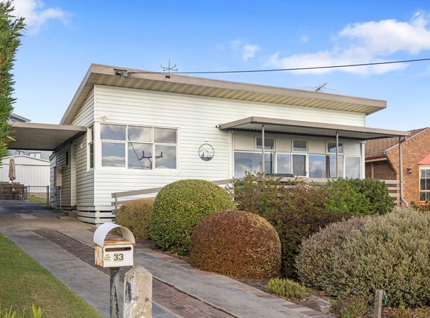 33 Bonwick Avenue, San Remo, Vic 3925