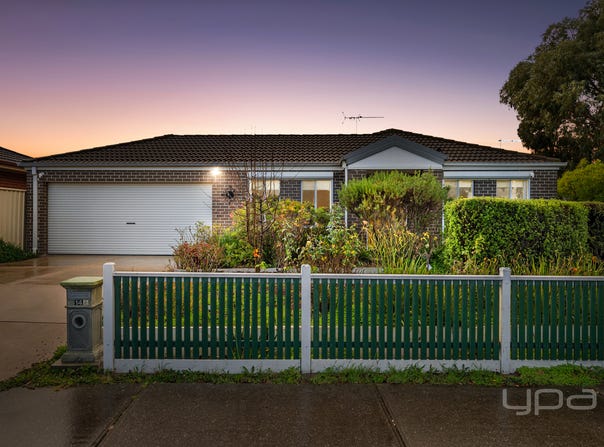 14 Scarlet Oak Avenue, Harkness, Vic 3337