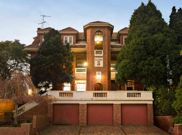 1/3 Wellesley Road, Hawthorn, Vic 3122