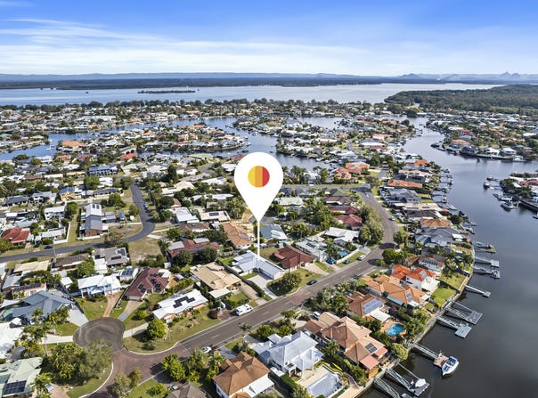 21 Pacific Drive, Banksia Beach, Qld 4507