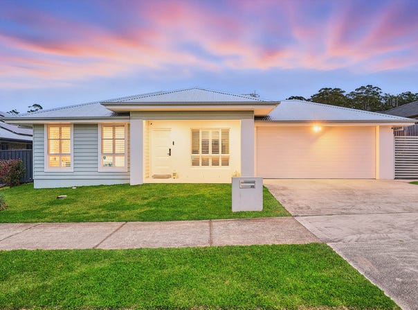 35 Diploma Drive, Thrumster, NSW 2444