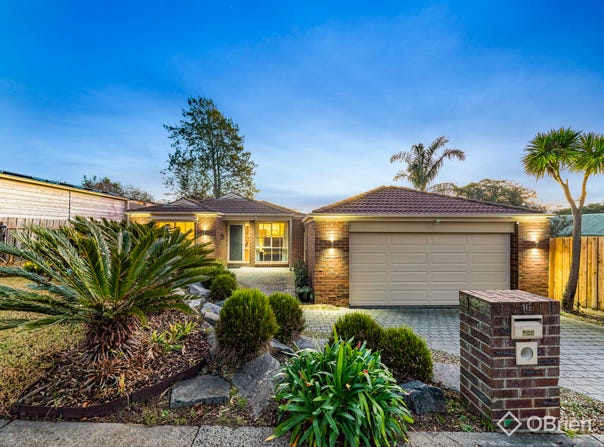 16 Dunnell Rise, Berwick, Vic 3806