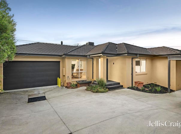 2/23 Lawson Road, Mooroolbark, Vic 3138