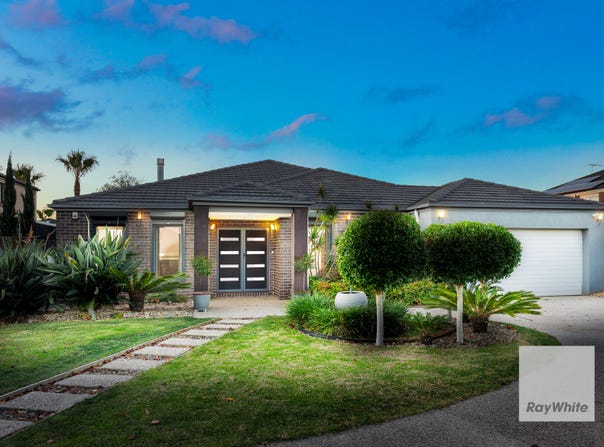 8 Mosman Grove, Taylors Hill, Vic 3037