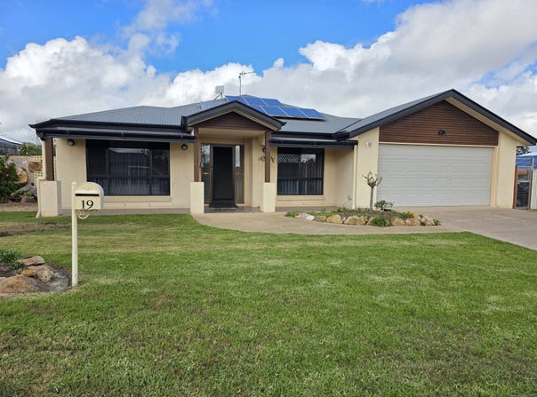 19 Vicky Avenue, Crows Nest, Qld 4355