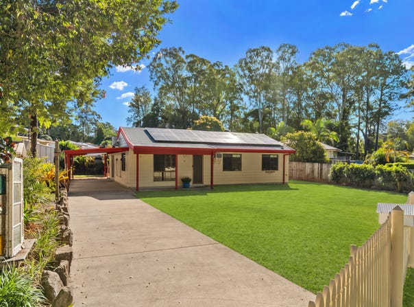 43 Railway Parade, Glass House Mountains, Qld 4518