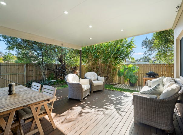 1/25 Lows Drive, Pacific Paradise, Qld 4564