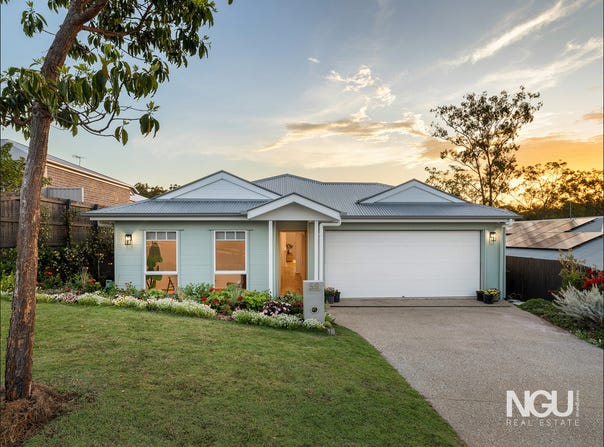59 Twilight Drive, Spring Mountain, Qld 4300