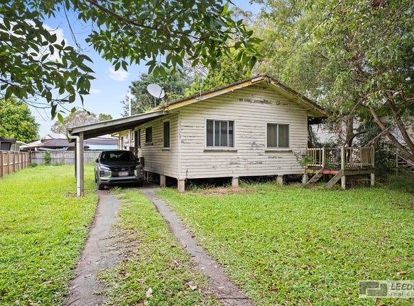 80 Connaught, Sandgate, Qld 4017