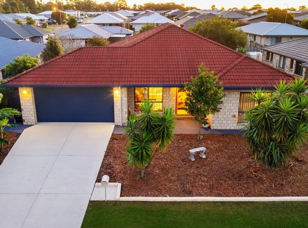 8 Stringybark Drive, Urangan, Qld 4655