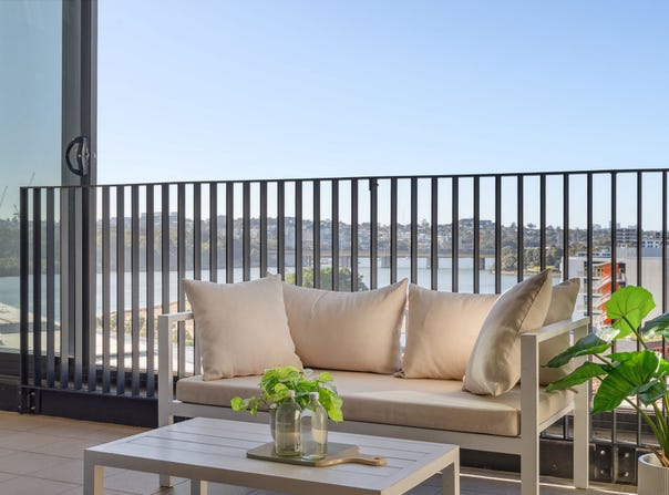 1003/10 Burroway Road, Wentworth Point, NSW 2127