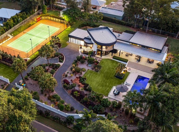 22 Shady Grove, Tanawha, Qld 4556