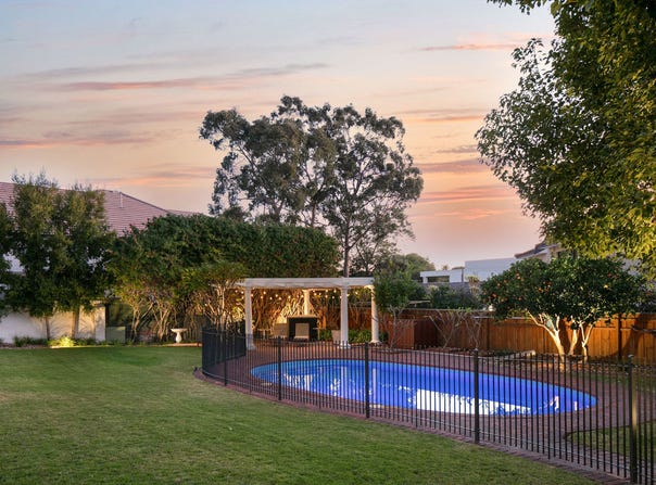 Applecross, WA 6153