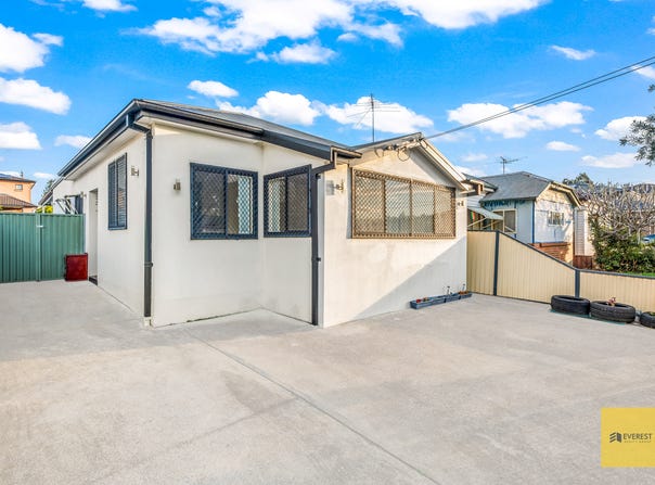 92 Farnell St, Merrylands, NSW 2160